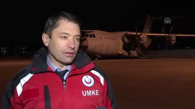 Somali'deki yaralıları Türkiye'ye getirecek sağlık ekibi uçakla Mogadişu'ya gitti Somali'deki yaralıları Türkiye'ye getirecek sağlık ekibi uçakla Mogadişu'ya gitti