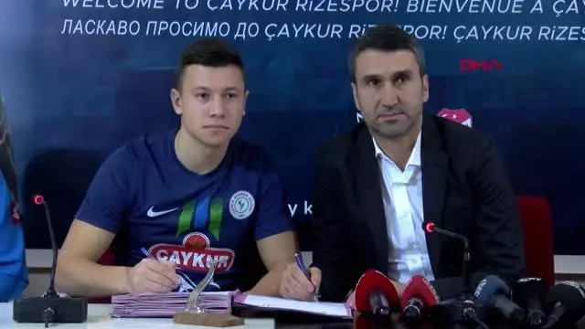 Spor çaykur rizespor, yeni transferleriyle sözleşme imzaladı Spor çaykur rizespor, yeni transferleriyle sözleşme imzaladı