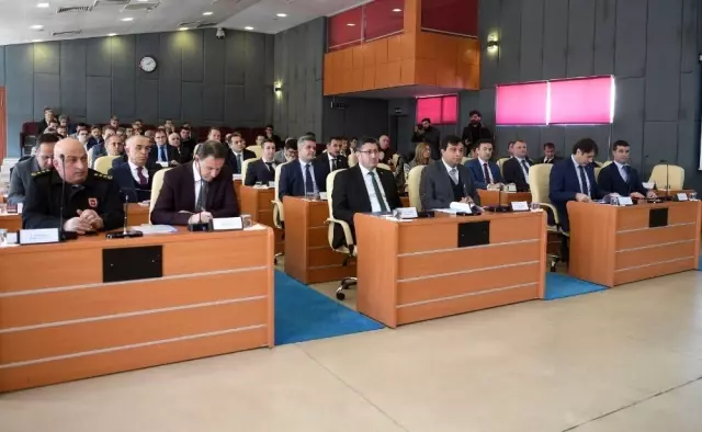 Uşak'ta 2019'da 327 milyon 753 bin TL'lik kamu yatırımı yapıldı Uşak'ta 2019'da 327 milyon 753 bin TL'lik kamu yatırımı yapıldı