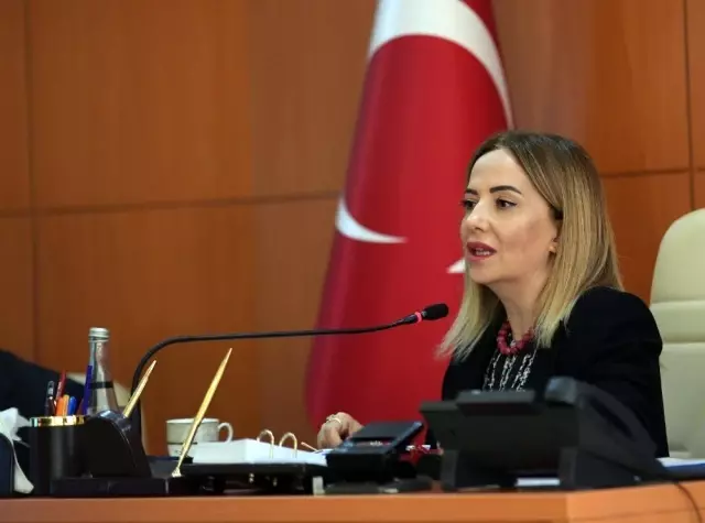 Uşak'ta 2019'da 327 milyon 753 bin TL'lik kamu yatırımı yapıldı Uşak'ta 2019'da 327 milyon 753 bin TL'lik kamu yatırımı yapıldı