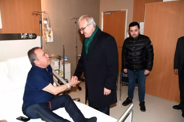 Üst solunum yolu enfeksiyonu geçiren Başkan Böcek'in tedavisi sürüyor Üst solunum yolu enfeksiyonu geçiren Başkan Böcek'in tedavisi sürüyor
