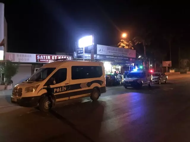 Adana'da tabancayla oynarken kendisini vuran kişi ağır yaralandı