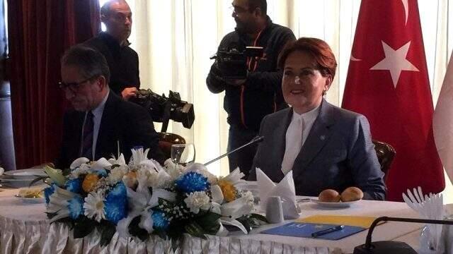 'AK Parti ile ittifak yapar mısınız?' sorusuna Akşener, cevap verdi: Ön şartımız parlamenter sisteme dönmek