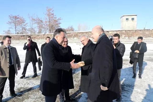 Bakan Soylu, Abdulkerim Çevik'in taziyesine katıldı Bakan Soylu, Abdulkerim Çevik'in taziyesine katıldı