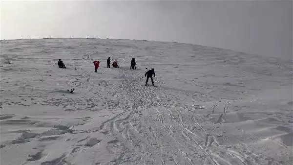Dağ var, kayak var tesis istiyorlar Dağ var, kayak var tesis istiyorlar
