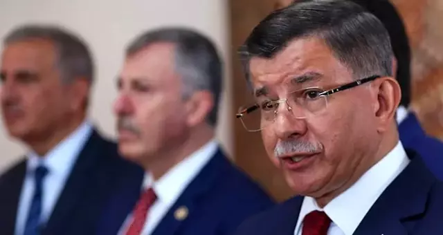 Davutoğlu'ndan Bilim ve Sanat Vakfı'na kayyum atanmasıyla ilgili ilk açıklama Davutoğlu'ndan Bilim ve Sanat Vakfı'na kayyum atanmasıyla ilgili ilk açıklama