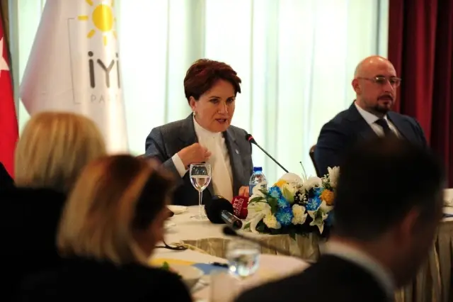 İYİ Parti Genel Başkanı Akşener: Tiyatroya çağrılsaydım, gitmezdim İYİ Parti Genel Başkanı Akşener: Tiyatroya çağrılsaydım, gitmezdim