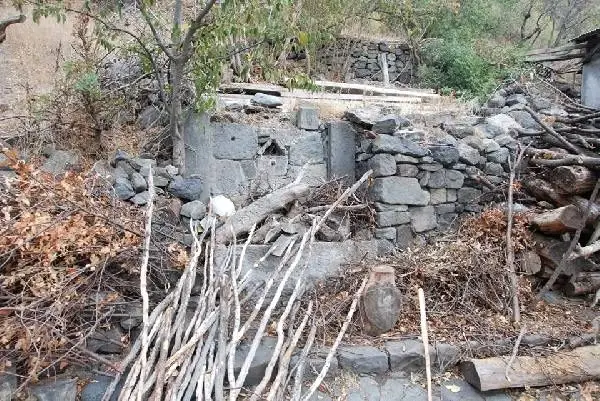 Niksar'daki bin yıllık Gazi Mescidi restore edilecek Niksar'daki bin yıllık Gazi Mescidi restore edilecek