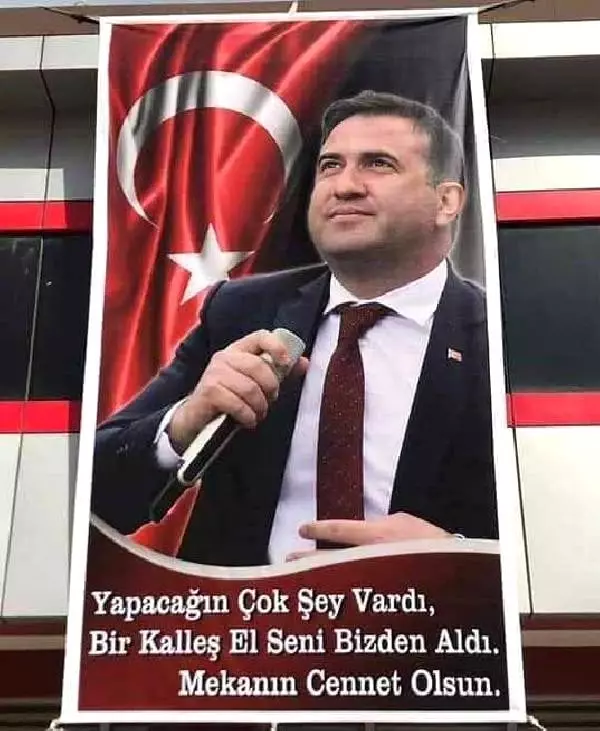 Öldürülen belediye başkanının eşi: İnşallah şehitlik bize de nasip olur derdi Öldürülen belediye başkanının eşi: İnşallah şehitlik bize de nasip olur derdi