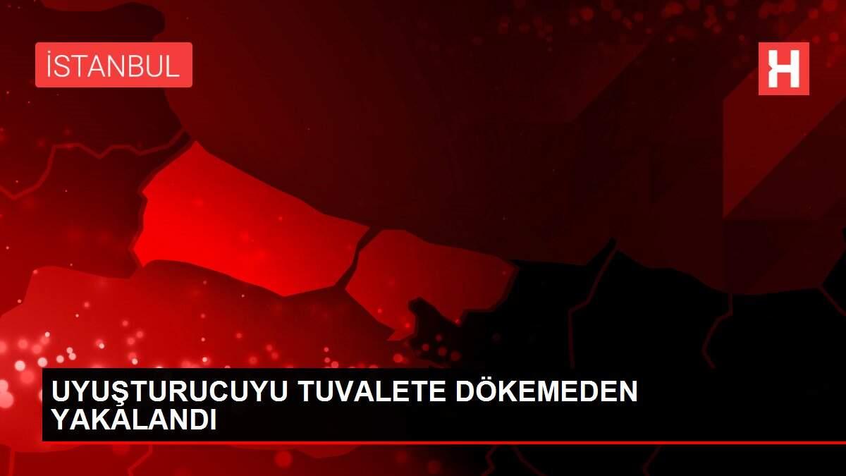 UYUŞTURUCUYU TUVALETE DÖKEMEDEN YAKALANDI UYUŞTURUCUYU TUVALETE DÖKEMEDEN YAKALANDI