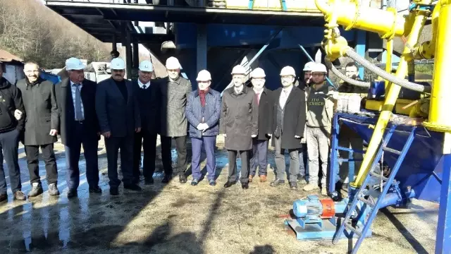 Vali Bektaş, mini lavuar tesisini inceledi Vali Bektaş, mini lavuar tesisini inceledi