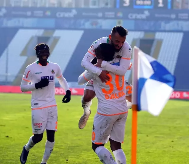Ziraat Türkiye Kupası: Kasımpaşa: 3 - Aytemiz Alanyaspor: 2 (Maç sonucu) Ziraat Türkiye Kupası: Kasımpaşa: 3 - Aytemiz Alanyaspor: 2 (Maç sonucu)
