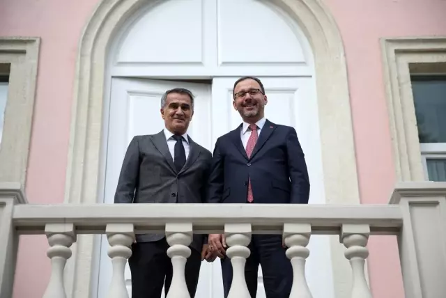Bakan Kasapoğlu'ndan Şenol Güneş'e ziyaret