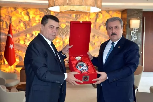 BBP Genel Başkanı Destici: 'Türk metal sanayicileri otomobile, traktöre yaptığı zammı işçiye de... BBP Genel Başkanı Destici: 'Türk metal sanayicileri otomobile, traktöre yaptığı zammı işçiye de...
