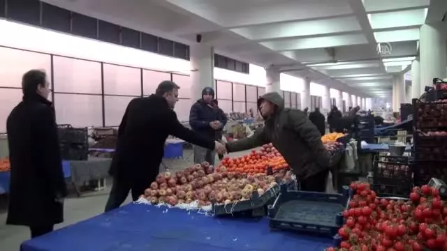 Çubuk'ta pazarcı esnafına çorba ikramı