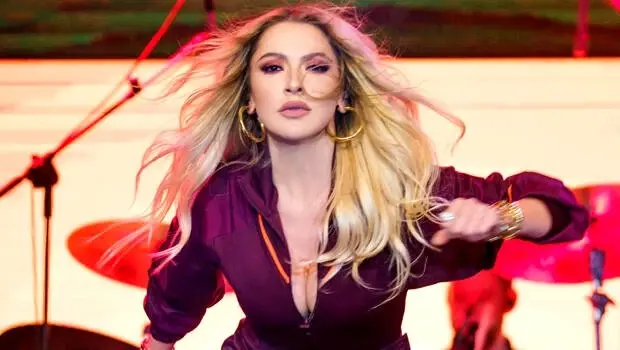 Hadise'nin kıyafet tercihi Beyoncé Hadise'nin kıyafet tercihi Beyoncé