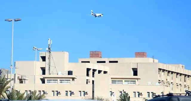 Hafter'den geri adım! Uçakları düşürmekle tehdit ettiği Mitiga Havalimanı yeniden açılıyor