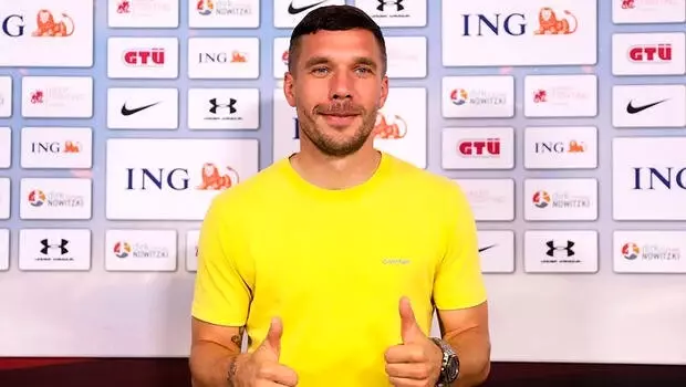 Lukas Podolski resmen Antalyaspor'da - Haberler Spor