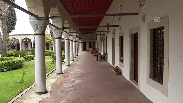 Nakkaş Semih İrteş: 'Restorasyonla eserleri korumak için 'iyi niyet' yetmez' (1)