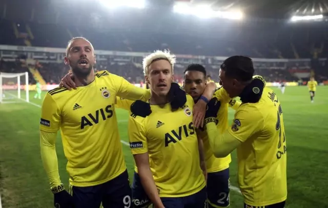 Real Betis, Max Kruse'ye talip oldu