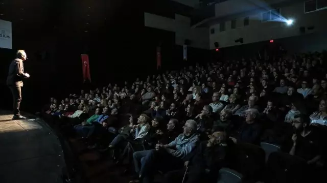 Uğur Mumcu Maltepe'de Uğur Mumcu Maltepe'de