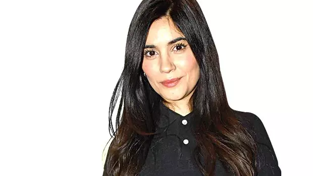 Zeynep Çamcı: Bana 'Martı kaş' derlerdi Zeynep Çamcı: Bana 'Martı kaş' derlerdi