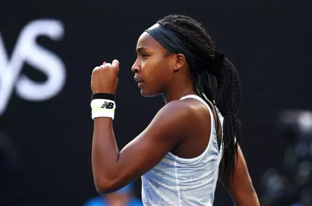 15 yaşındaki Gauff, Avustralya Açık'ta son şampiyon Osaka'yı eledi