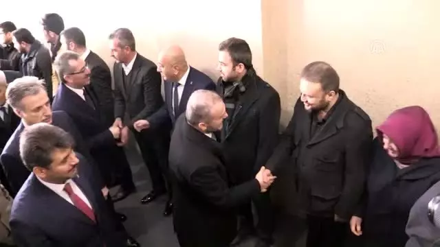 AK Parti Genel Başkan Yardımcısı Kandemir Kahramanmaraş'ta ziyaretlerde bulundu AK Parti Genel Başkan Yardımcısı Kandemir Kahramanmaraş'ta ziyaretlerde bulundu