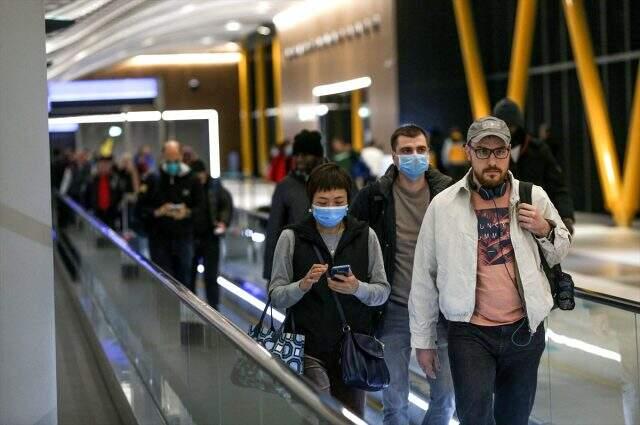 Çin'de koronavirüsü için 6 günde bin yataklı hastane inşa edilecek