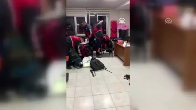 Deprem nedeniyle Elazığ ve Malatya'ya çevre illerden destek ekipler gönderildi