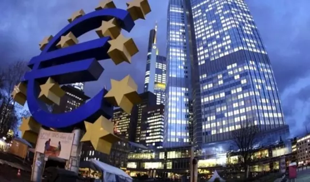 ECB anketinde 2020 büyüme beklentisi yukarı yönlü revize edildi