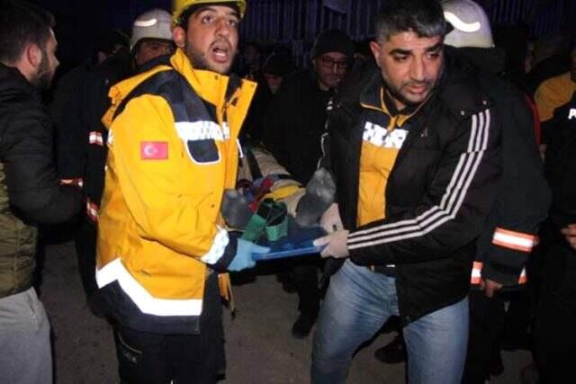 Elazığ'daki şiddetli depremin ardından ilk kareler.
