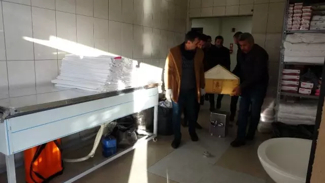 Ordu'da cenazelerini bekleyen aileye başka birinin cenazesi gönderildi Ordu'da cenazelerini bekleyen aileye başka birinin cenazesi gönderildi