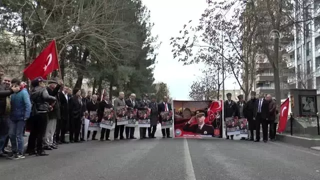 Gaffar Okkan Diyarbakır'da anıldı Gaffar Okkan Diyarbakır'da anıldı