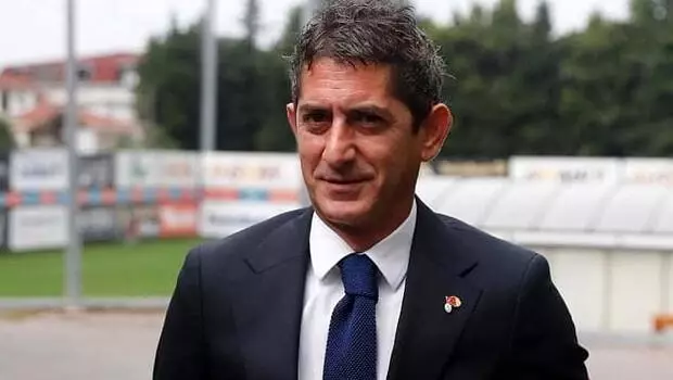 Galatasaray Futbol Takımı İdari Direktörü Şükrü Hanedar: Galatasaray Futbol Takımı İdari Direktörü Şükrü Hanedar: