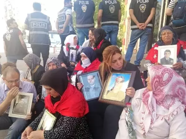Sendikadan ihraç edilen öğretmen: Anneleri ziyarete bireysel gittik