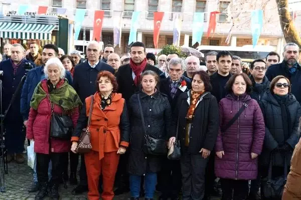 Uğur Mumcu ölümünün 27. Yıl dönümünde Beşiktaş'ta anıldı Uğur Mumcu ölümünün 27. Yıl dönümünde Beşiktaş'ta anıldı