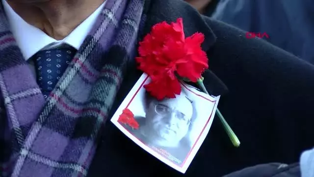 Uğur mumcu ölümünün 27. yıl dönümünde beşiktaş'ta anıldı Uğur mumcu ölümünün 27. yıl dönümünde beşiktaş'ta anıldı