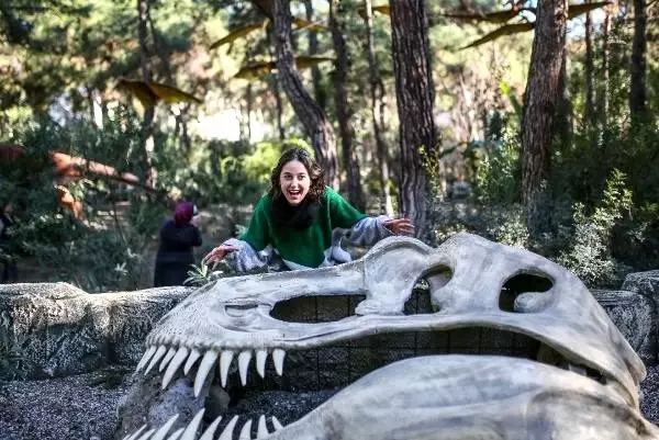 Dinoparkta sömestir yoğunluğu Dinoparkta sömestir yoğunluğu