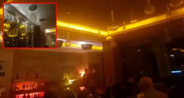 Elazığ'daki deprem anı bir restoranda böyle görüntülendi!