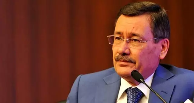 Elazığ depreminin ardından Melih Gökçek'in attığı tweet, sosyal medyada büyük tepki topladı