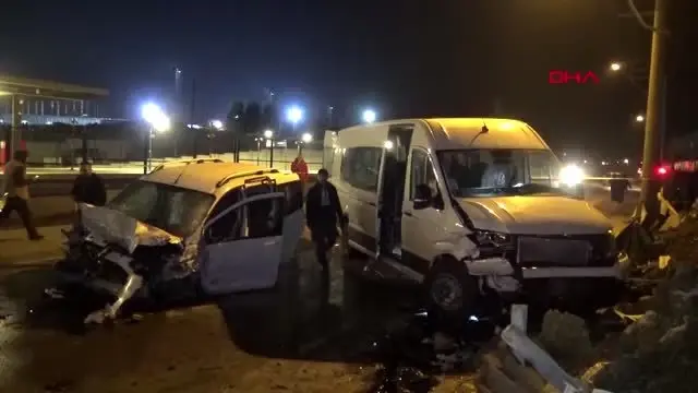 Kocaeli darıca'da 3 araç çarpıştı 11 yaralı Kocaeli darıca'da 3 araç çarpıştı 11 yaralı
