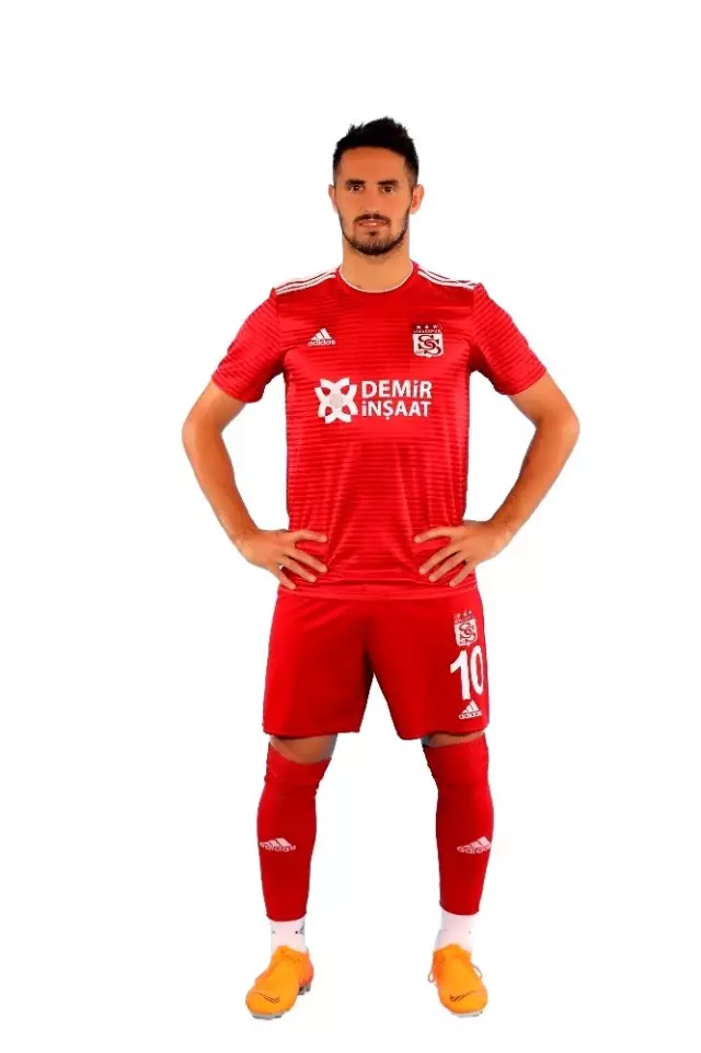 Sivasspor'da Hugo Vieira'nın Sözleşmesi Feshedildi