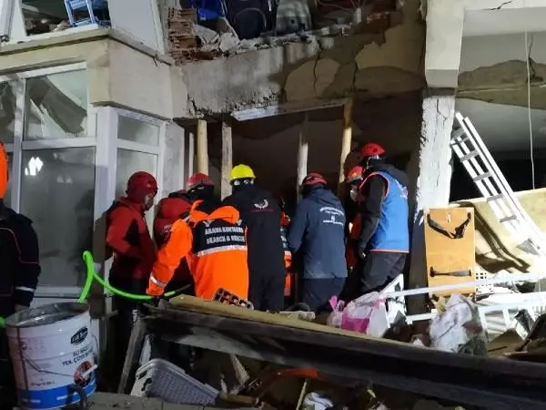 2.5 yaşındaki Yüsra'nın, 24 saat sonra mucize kurtuluşu (2)