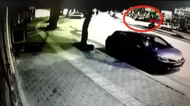 Burdur-emre'nin öldürüldüğü bıçaklı kavga güvenlik kamerasında Burdur-emre'nin öldürüldüğü bıçaklı kavga güvenlik kamerasında