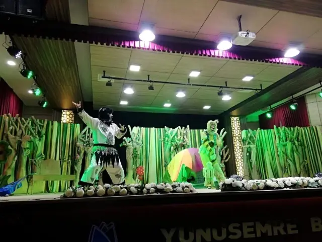 Çocuklar 'Kamptaki sürpriz' oyununu çok sevdi Çocuklar 'Kamptaki sürpriz' oyununu çok sevdi
