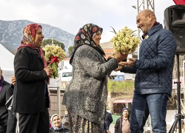 Karaburun sokakları nergis koktu