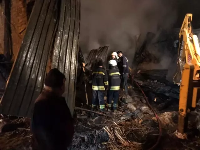 Konya'nın Beyşehir ilçesinde ev yangını: 3 ölü Konya'nın Beyşehir ilçesinde ev yangını: 3 ölü