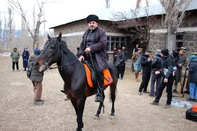'Oltu İslam Şura Hükümeti'nin belgeseli çekiliyor 'Oltu İslam Şura Hükümeti'nin belgeseli çekiliyor