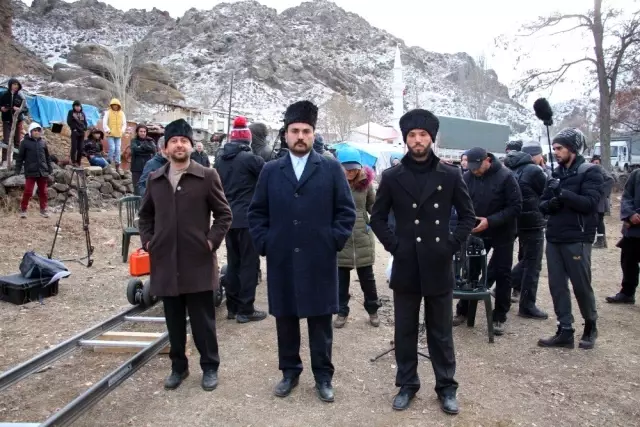 'Oltu İslam Şura Hükümeti'nin belgeseli çekiliyor 'Oltu İslam Şura Hükümeti'nin belgeseli çekiliyor